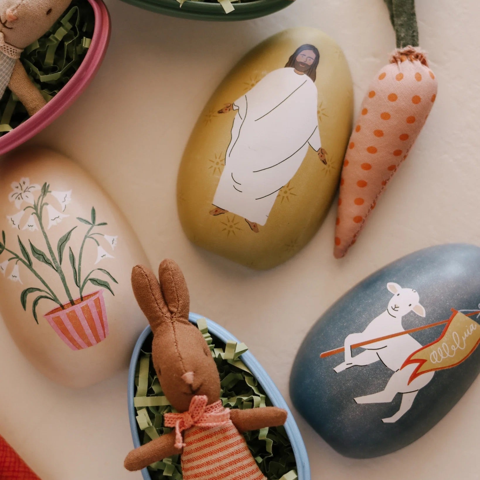 Vintage Tin Easter Egg