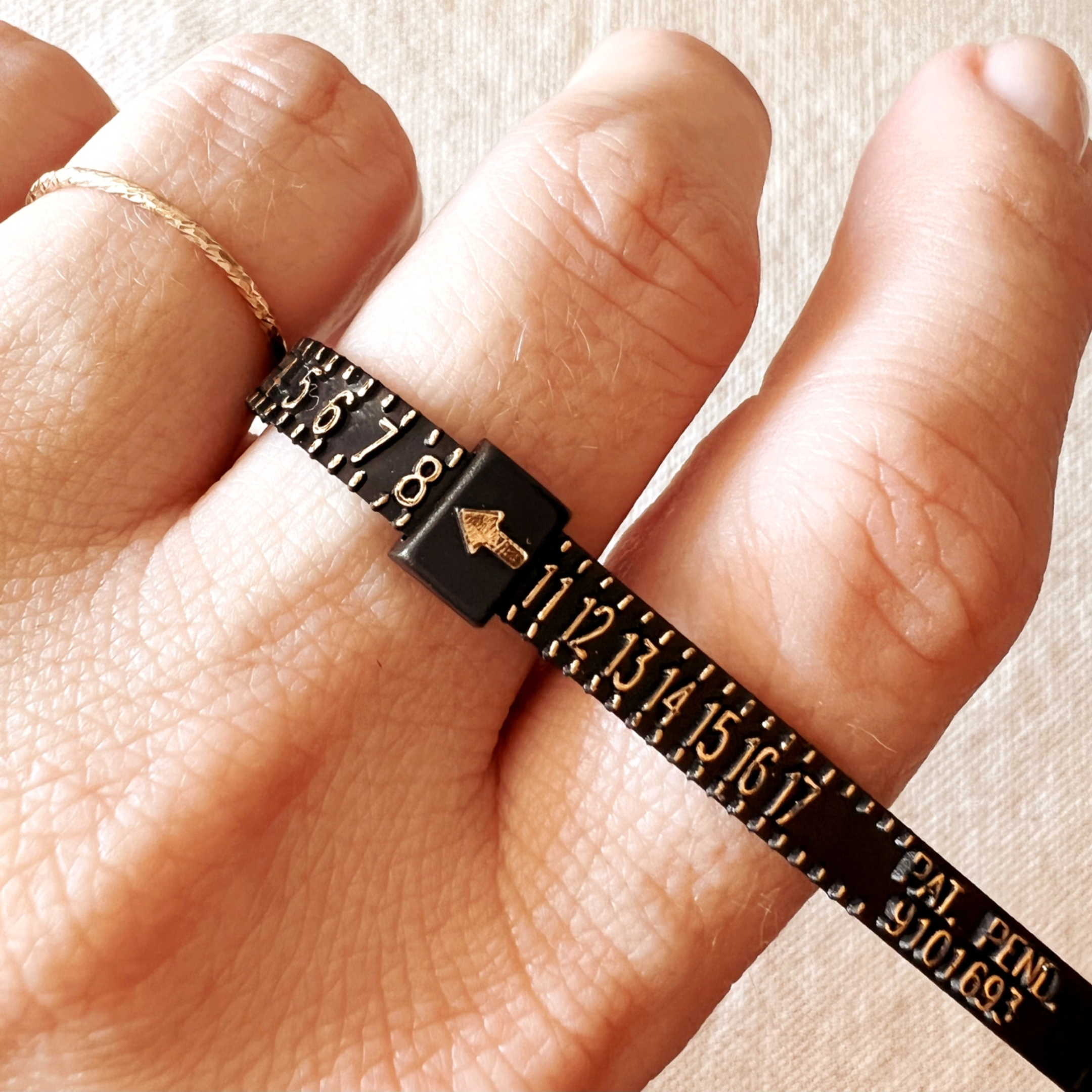 Adjustable Ring Sizer